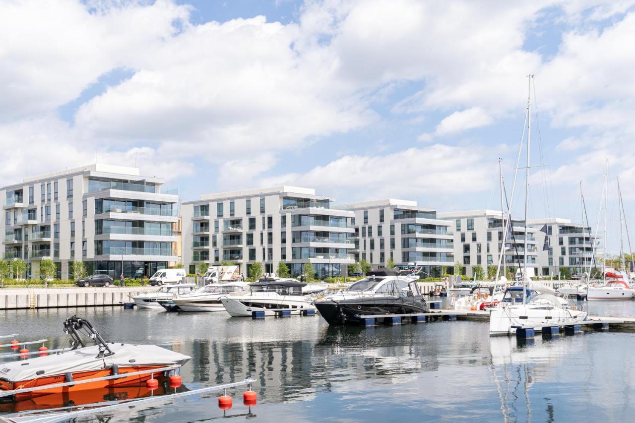 Yacht Park With Sea View By Lion Apartments Gdynia Esterno foto